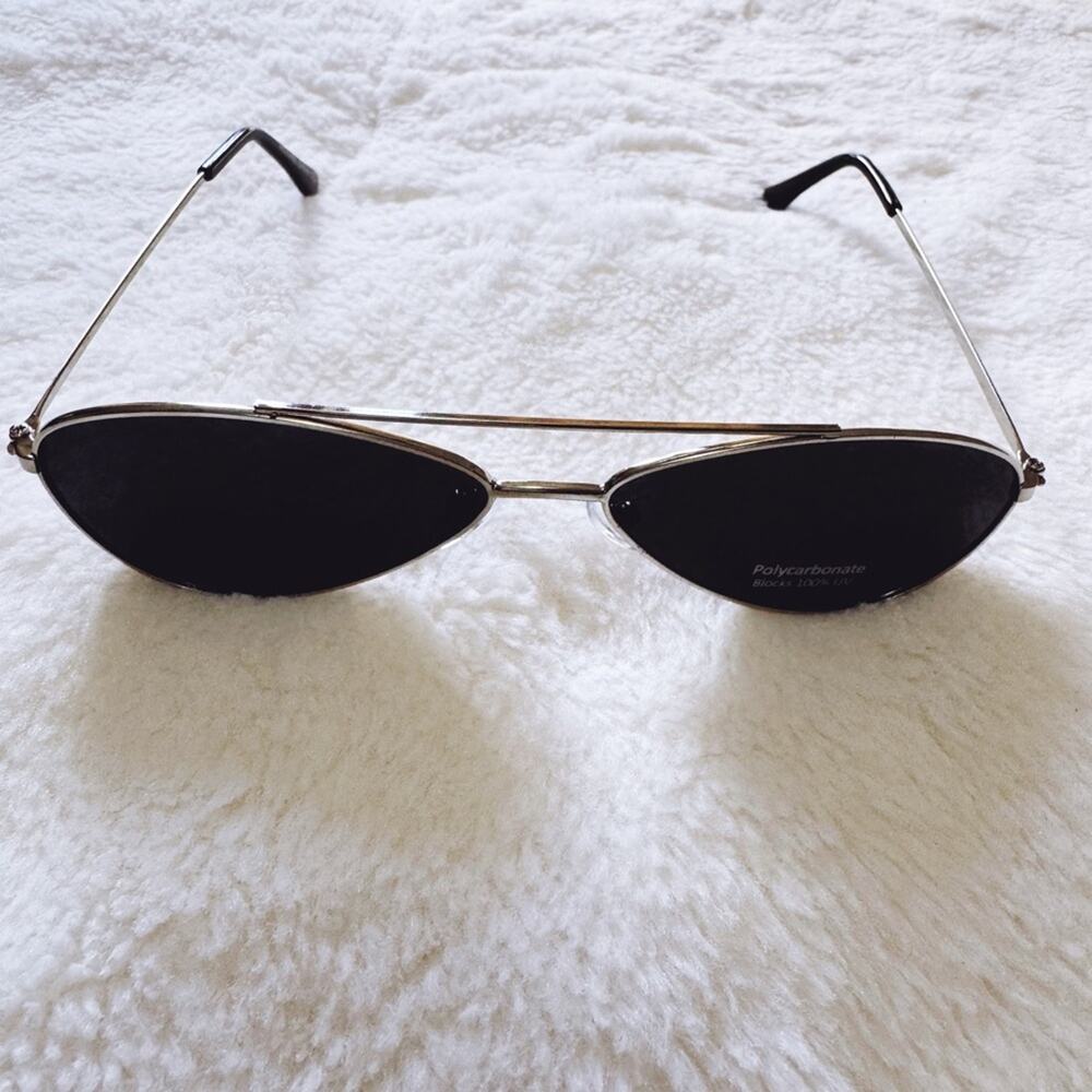 Carl Black w/ Silver Rims Aviator Sunglasses - Picture 3 of 11